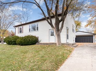 9116 Fairway Dr, Orland Park, IL