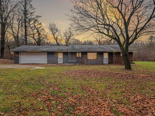 11550 Algoma Ave, Sparta, MI 49345
