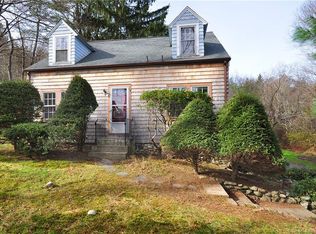 133 West Rd, Collinsville, CT 06019