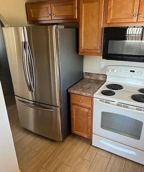 1810 N Catalina Ave — Photo 5