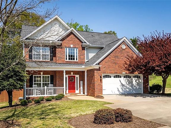 2nd image of 504 S Sweetwater Hills Dr