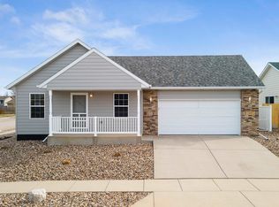 609 Earleen St, Rapid City, SD 57701