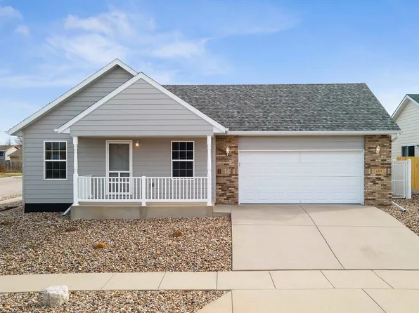 609 Earleen St, Rapid City, SD 57701