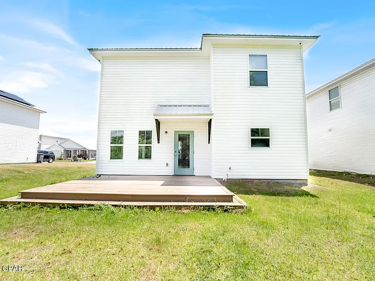 408 Raven Ln — Photo 29