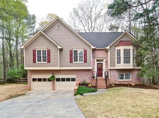 676 Wedgewood Dr, Woodstock, GA