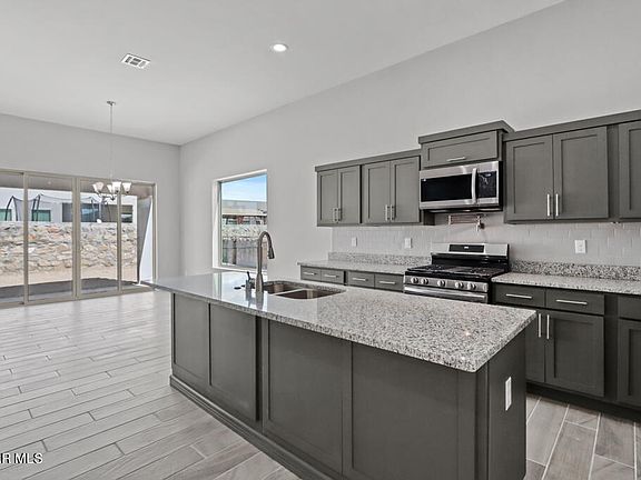 4th image of 51017 Desert Calico Ave