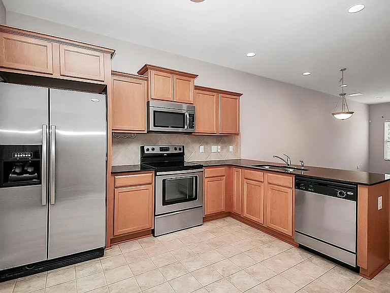 12433 McGrath Dr — Photo 9