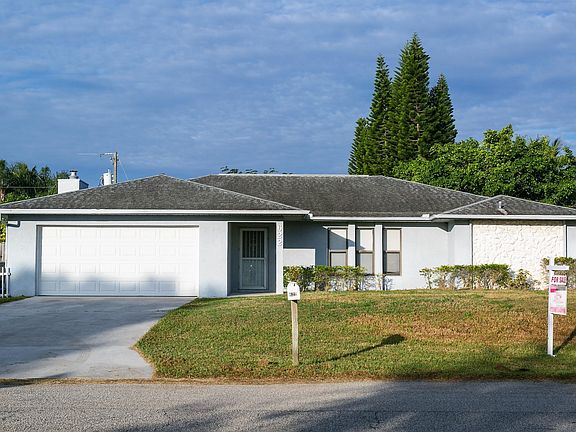 3rd image of 622 SW Hogan Street