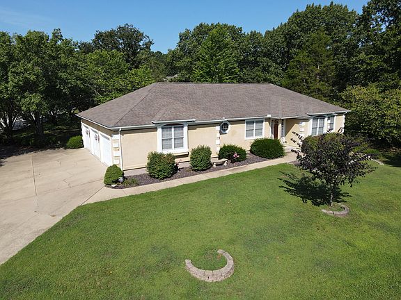 2nd image of 405 Covey Drive