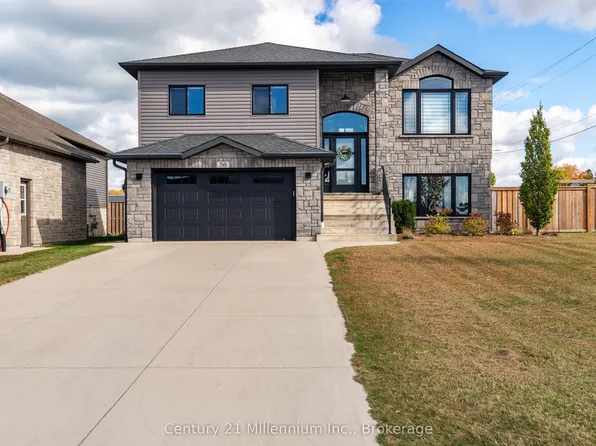 58 Lakefield Dr, Kincardine, ON N2Z 0E1