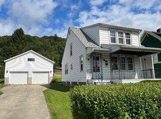 728 W Elm St, Titusville, PA 16354