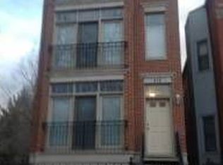 548 E Oakwood Blvd APT 2, Chicago, IL 60653