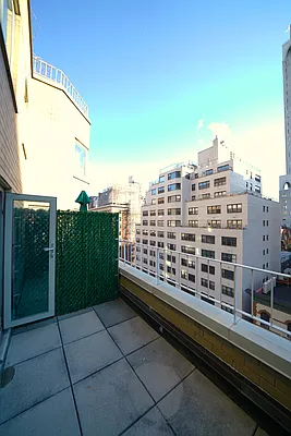 Rented by Corcoran | media 2