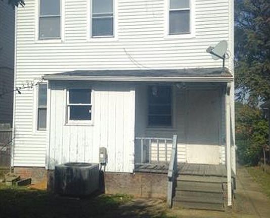 4th image of 1407A Oakwood Ave