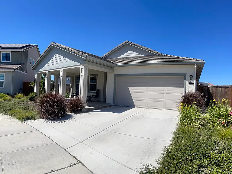 15573 Kellogg Creek Ct — Photo 9