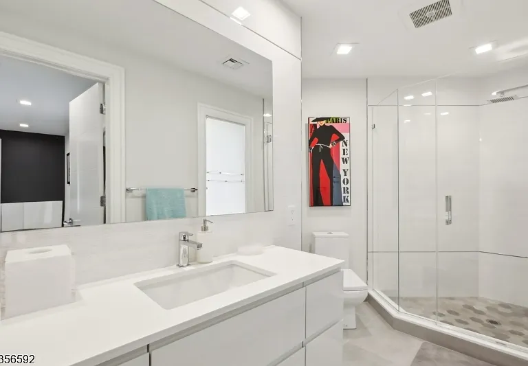 63 Roberts Rd — Photo 33