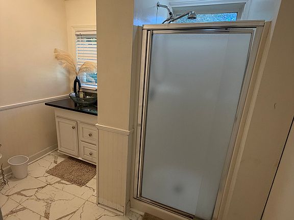 3rd image of 210 Tuckaseege Rd