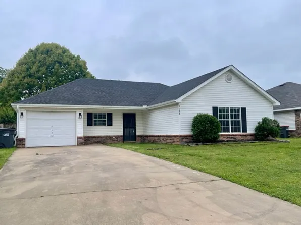 3188 Twin County St, Springdale, AR 72764