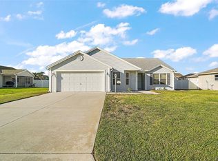 12050 NE 51st Cir, Oxford, FL 34484