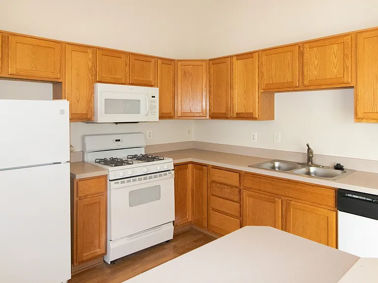 7505 Calderon Ct #J — Photo 13