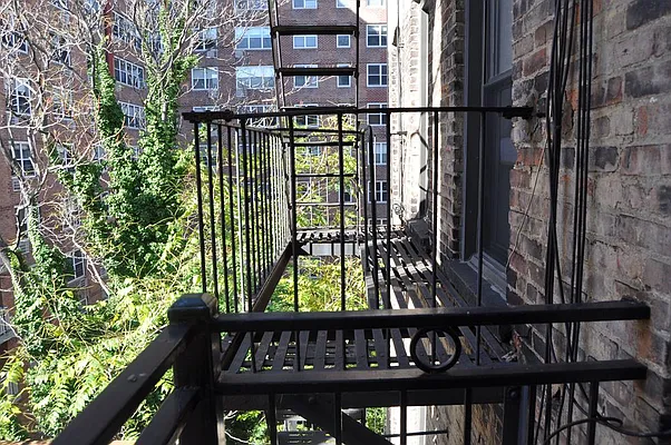 Rented by Sky Management | media 14