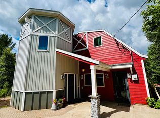 3 Maple Ridge Rd, Negaunee, MI 49866