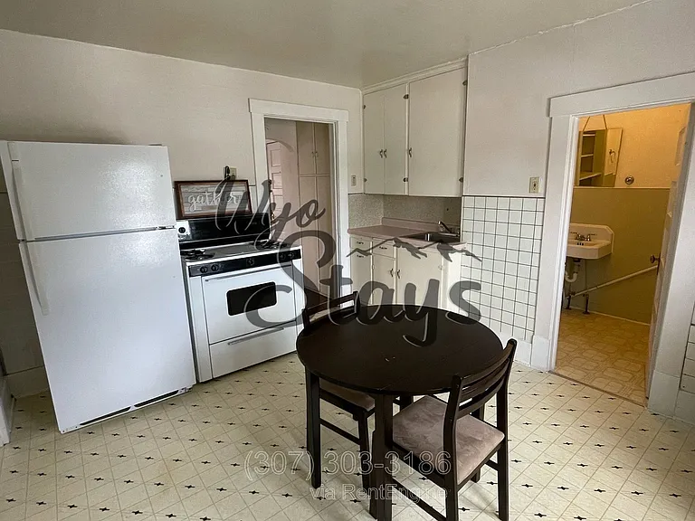 625 Lewis St #A — Photo 1