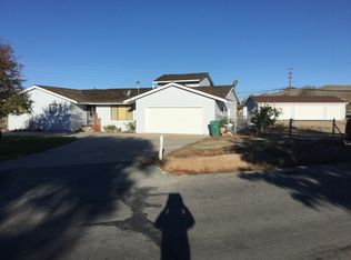 7485 Hillview Dr, Reno, NV 89506