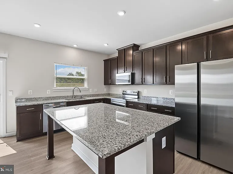 47 Elmiraj Ct — Photo 5