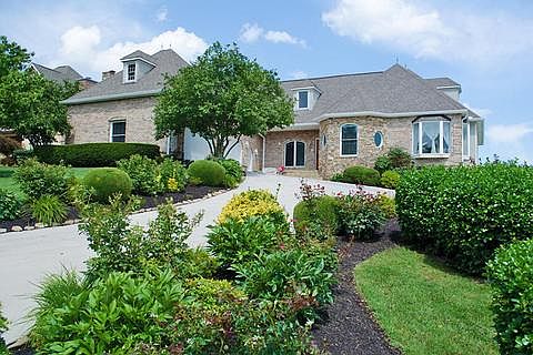 1st image of 225 Osprey Cir