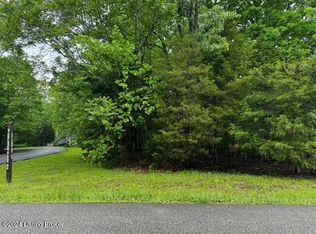 949 Columbine Ct, Brandenburg, KY 40108