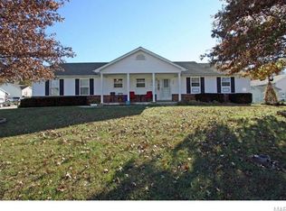 2470 Oak Forest Dr, Troy, MO 63379