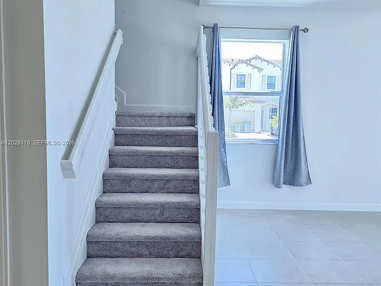 2899 SE 25th Ter — Photo 13
