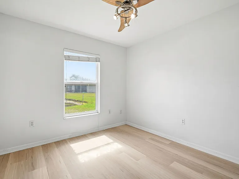 6141 36th Ln E — Photo 18