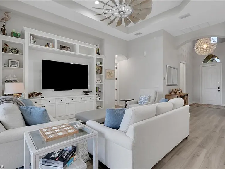 12574 Grandezza Cir — Photo 6