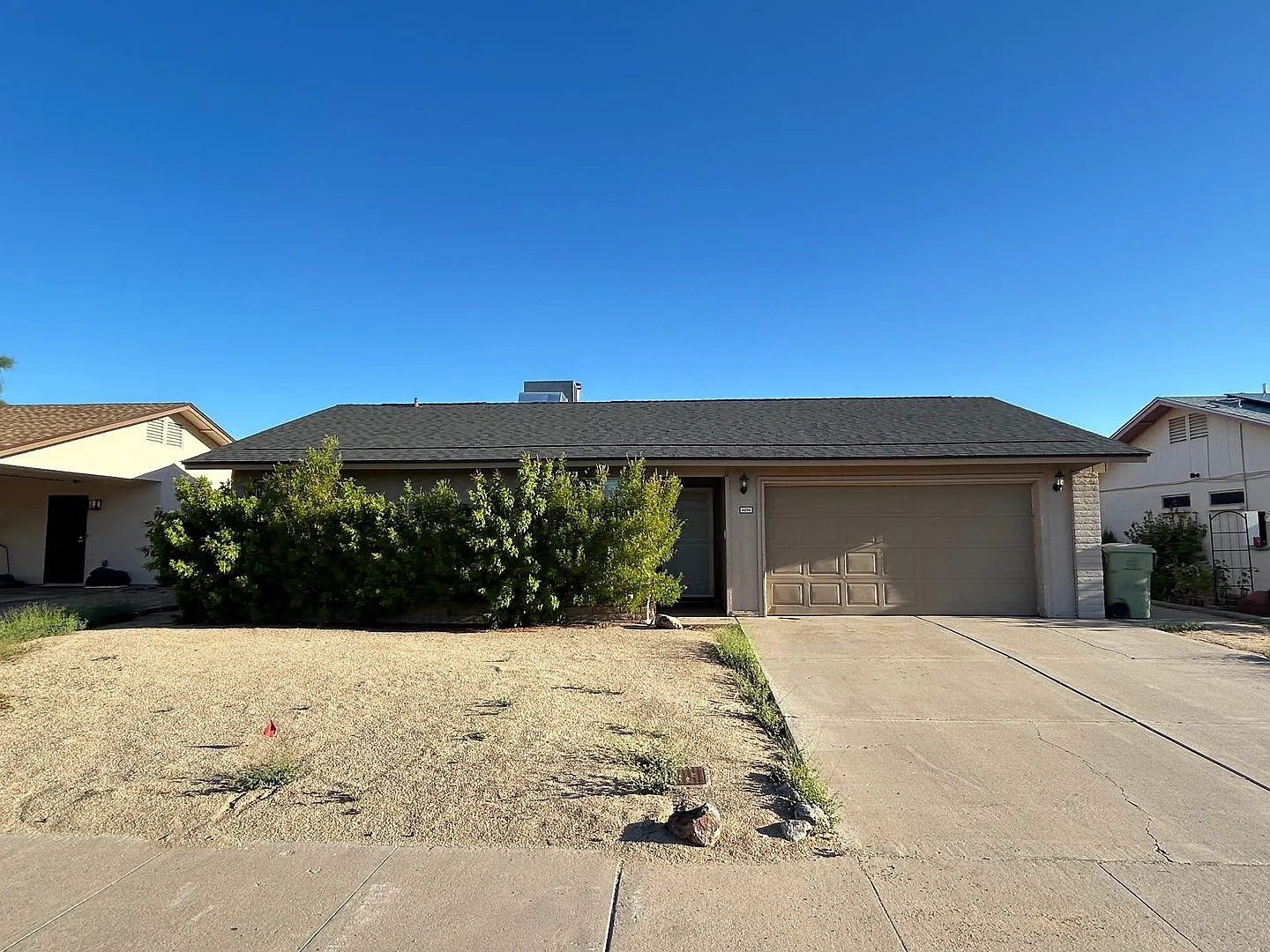 Beautifully Updated Home-No Hoa! — Photo 1