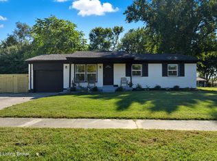 11019 Torrington Rd, Louisville, KY 40272