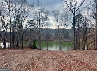 1057 Plantation Dr, Sandersville, GA 31082