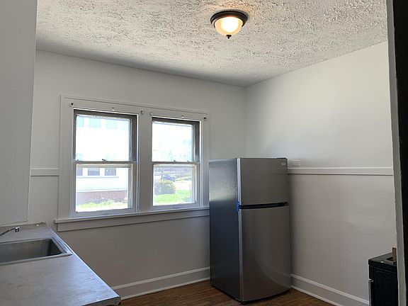 3rd image of 3333 Desota Ave APT 1