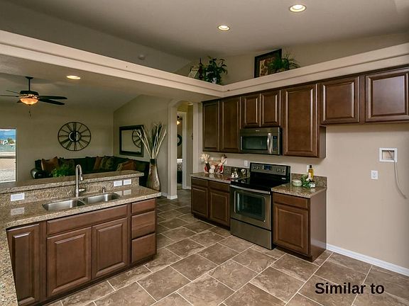 2nd image of 2965 Aladdin Dr