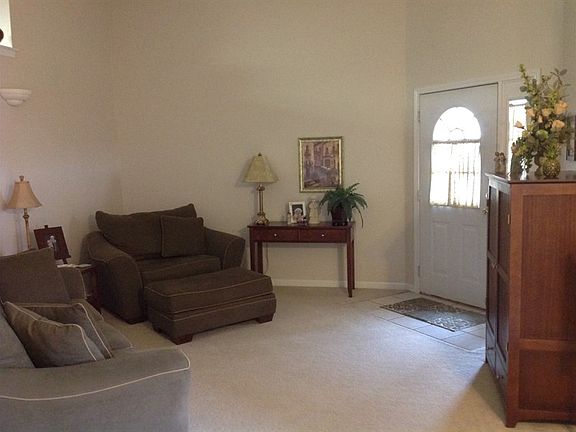 2nd image of 212 Fairfax Dr