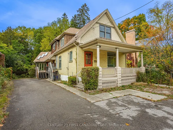 16 Woodward Ave, London, ON N6H 2G7
