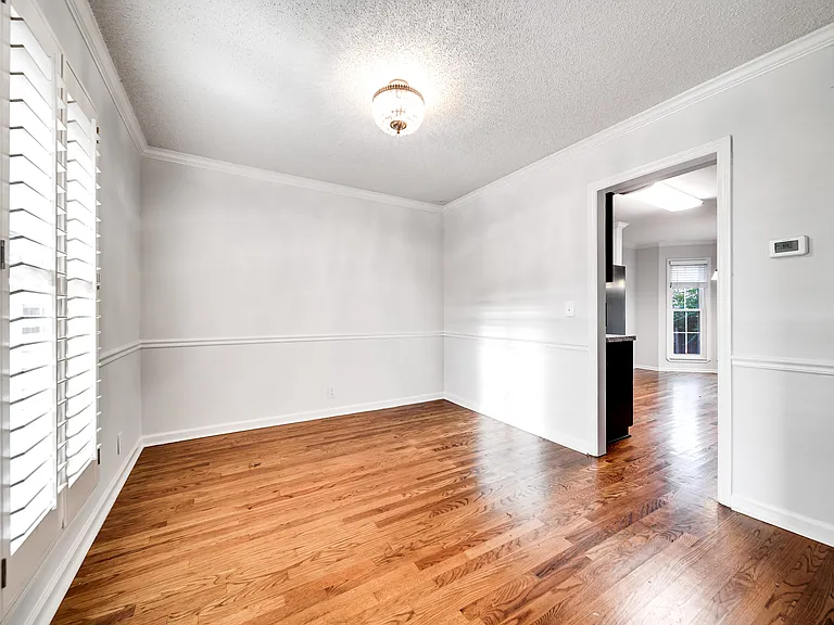 3028 Owendale Dr — Photo 9