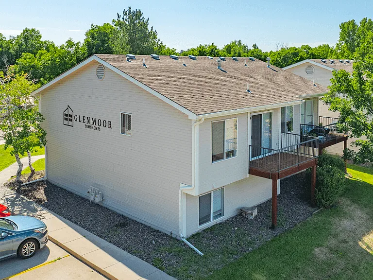 Glenmoor Townhomes — Photo 25