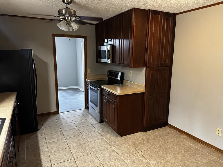 5941 Leesway Blvd — Photo 12
