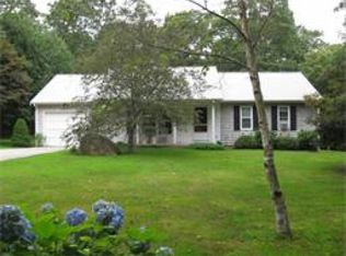 91 Pottersville Rd, Little Compton, RI 02837