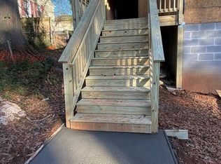 1099 Oakland Dr SW, Atlanta, GA 30310