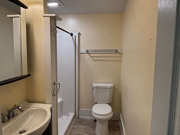 3rd image of 23 Ashuelot St APT A