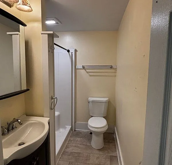 23 Ashuelot St #A — Photo 3