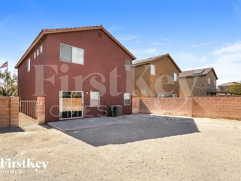 528 Brown Breeches Ave — Photo 13